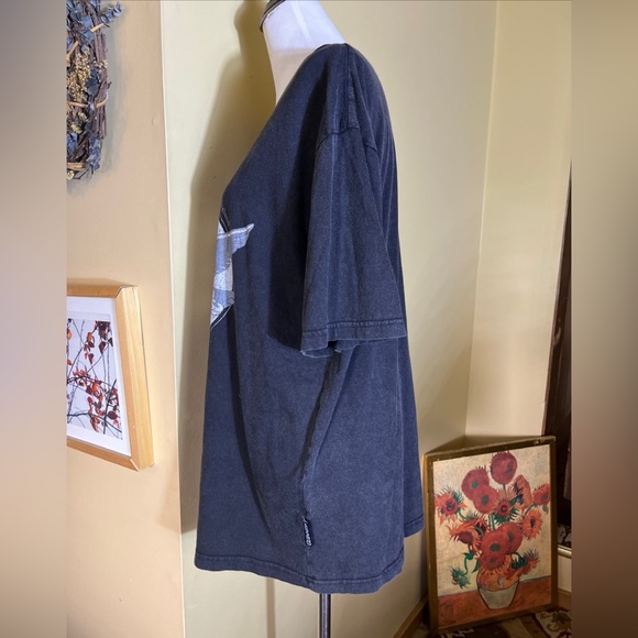 Vintage GUINNESS Size XL Toucan Graphic Tee Black Tee T-Shirt Distressed  Beer - Picture 7 of 11